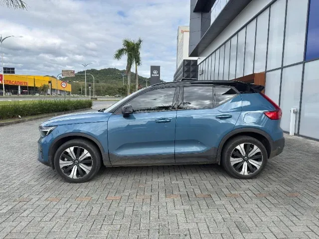 Volvo XC40 Recharge - Imagem 8