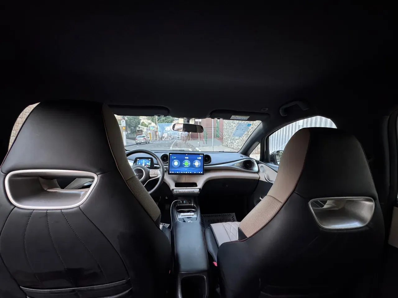 BYD Dolphin - Imagem 12