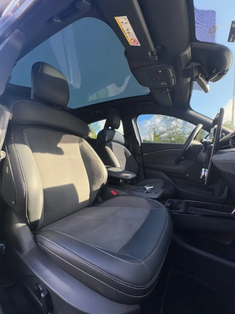 Ford Mustang Mach-e - Imagem 8