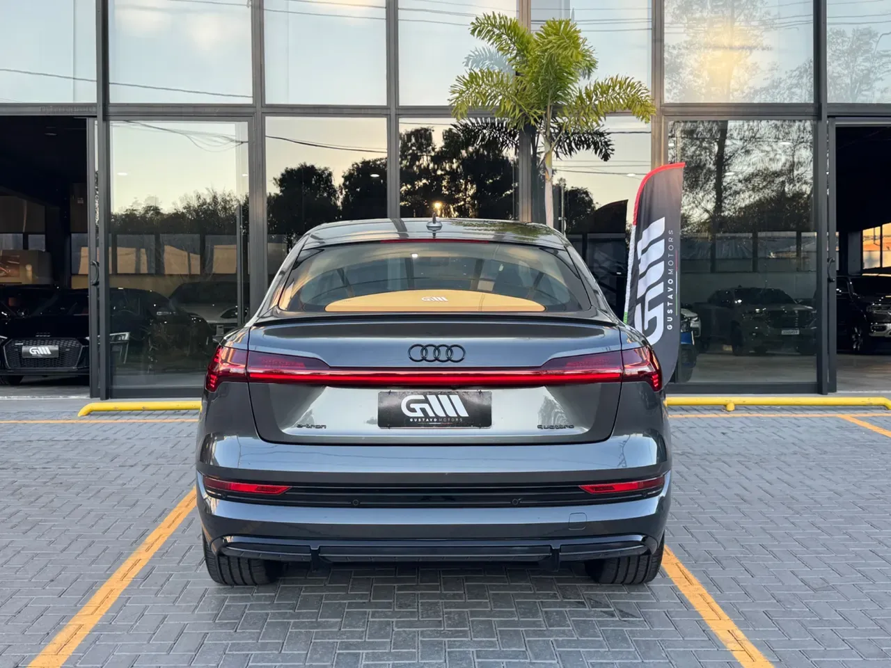 Audi E-tron Sportback - Imagem 6