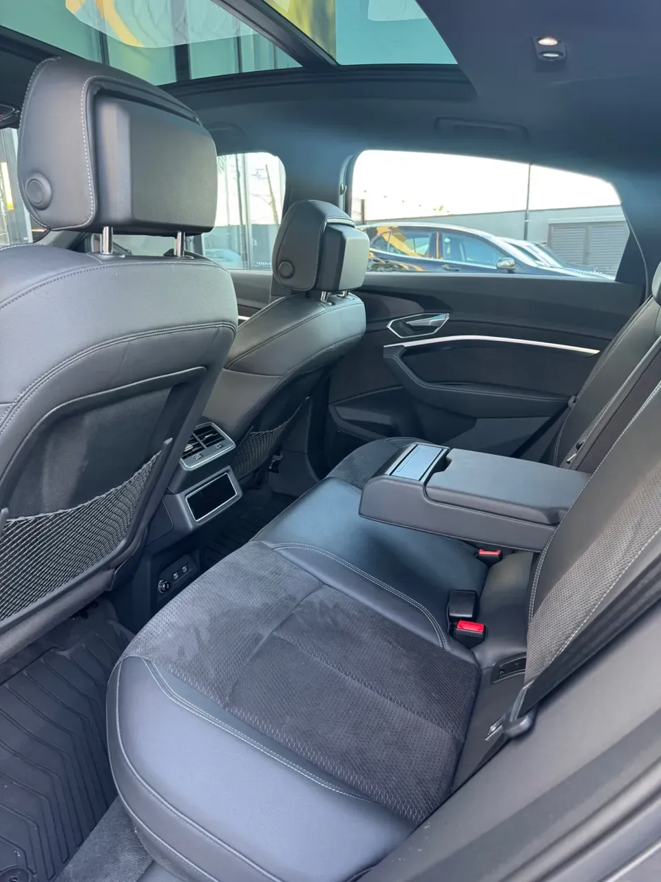 Audi E-tron Sportback - Imagem 12