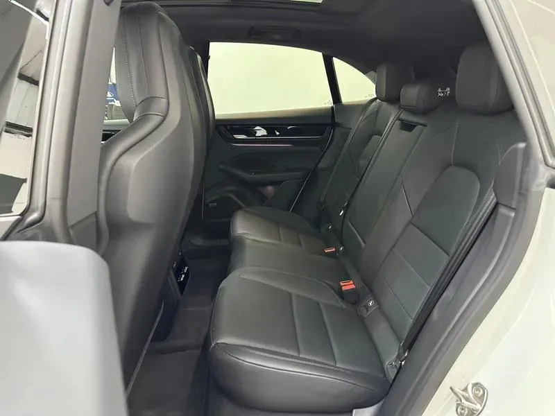 Porsche Macan - Imagem 12