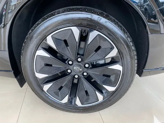 Chevrolet Blazer EV - Imagem 15