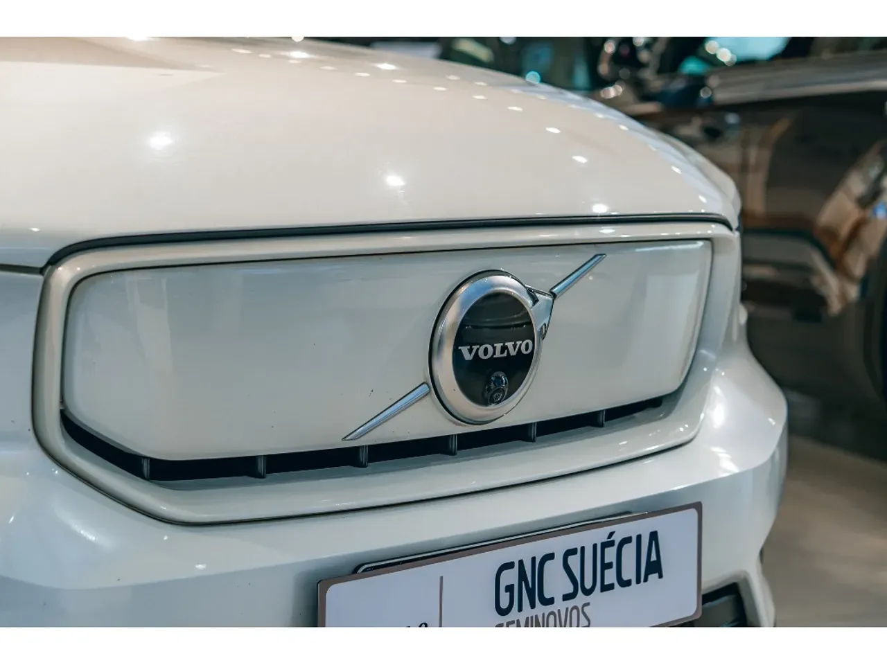 Volvo XC40 Recharge - Imagem 3