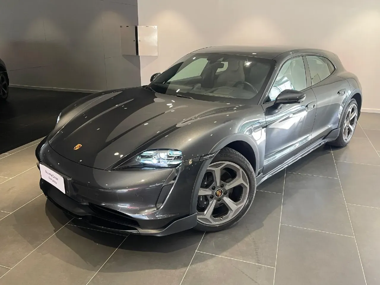 Porsche Taycan - Imagem 2