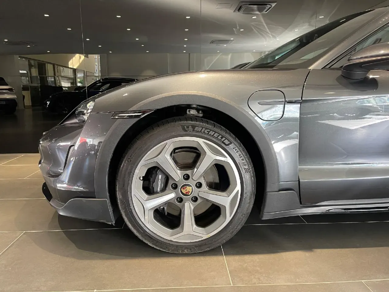 Porsche Taycan - Imagem 4