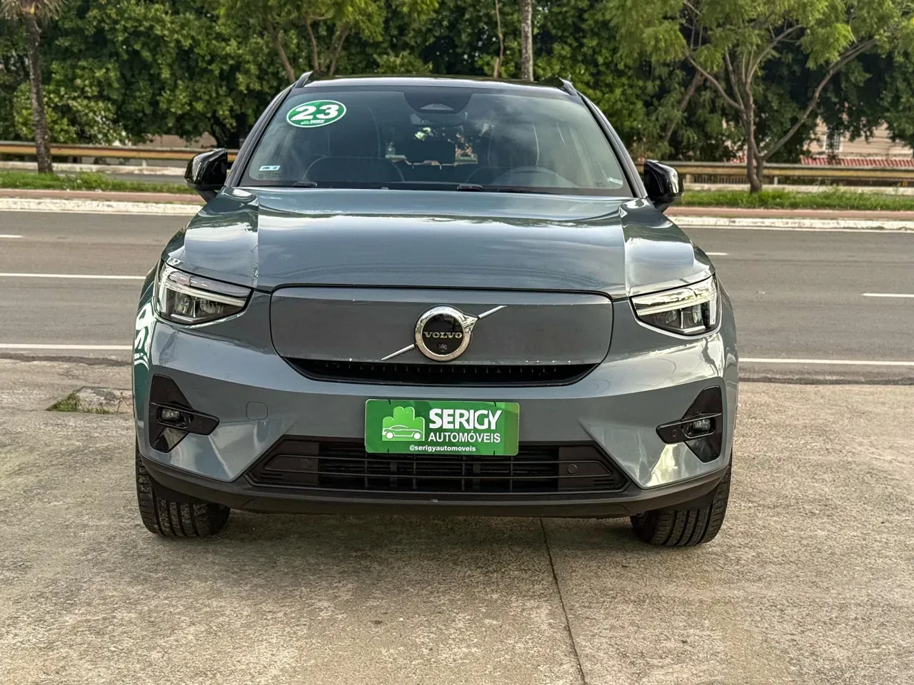 Volvo XC40 Recharge - Imagem 2