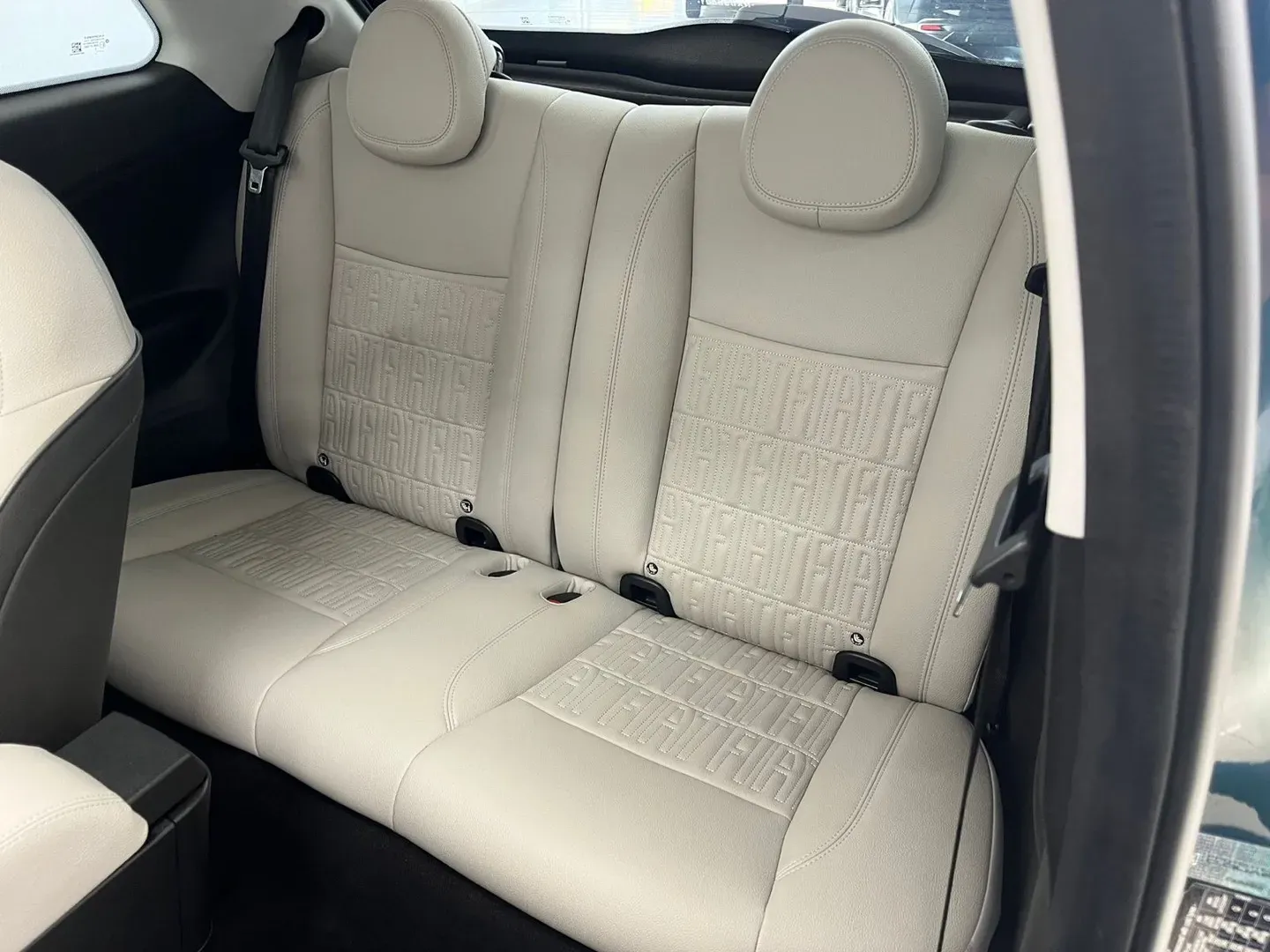 Fiat 500e - Imagem 6