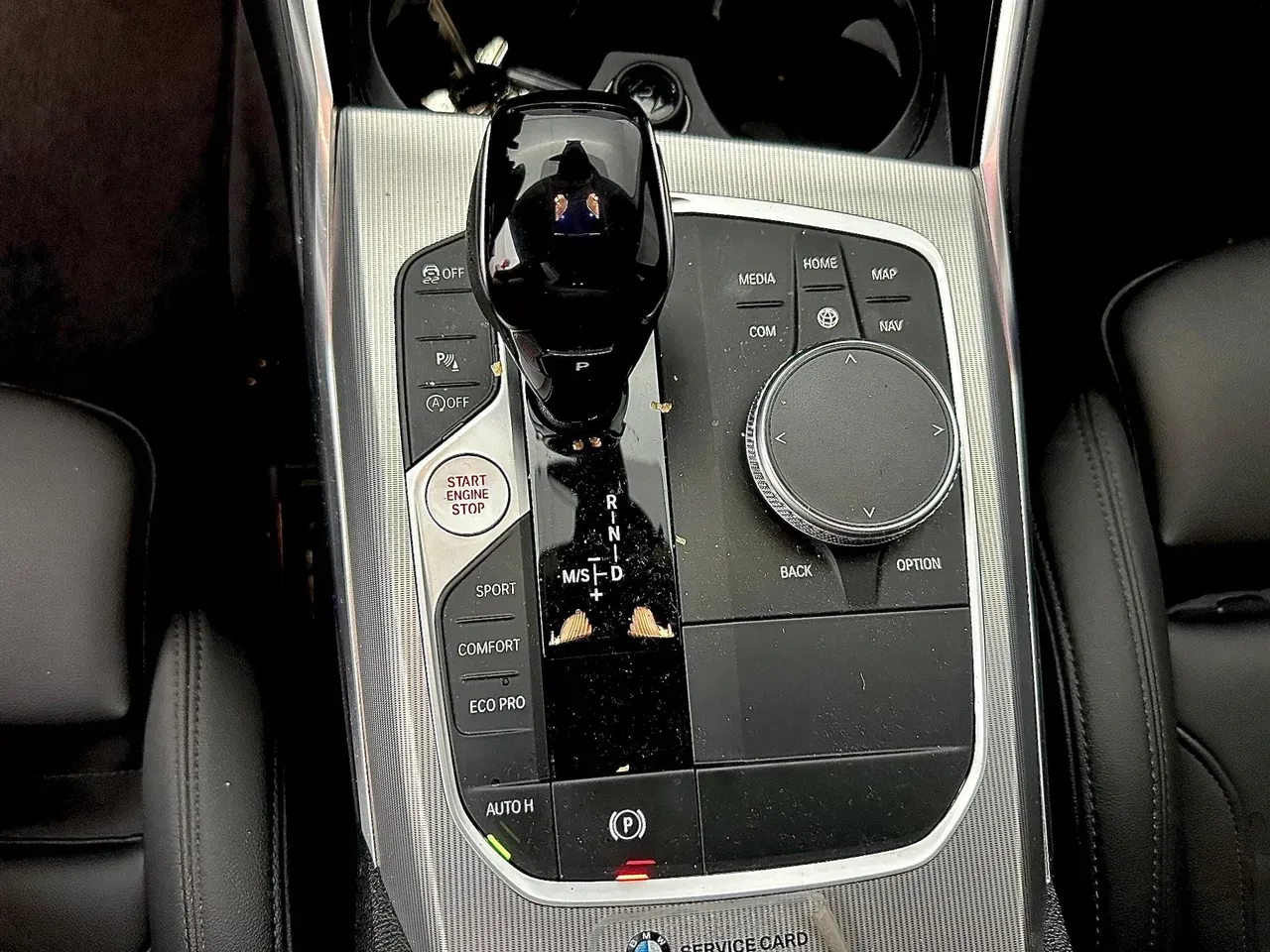 BMW 330e Plug-in Hybrid - Imagem 20