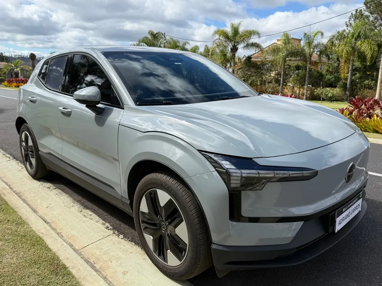 Volvo EX30 - Imagem 3