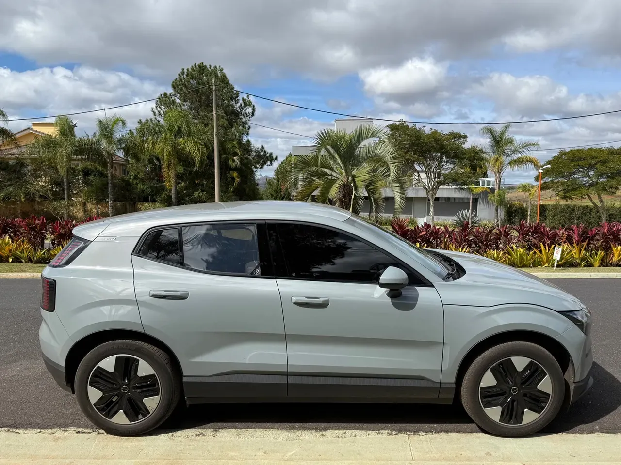 Volvo EX30 - Imagem 6