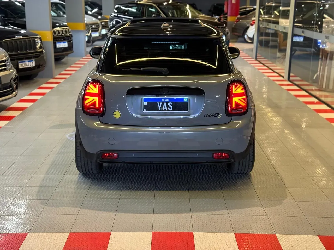 Mini CooperSE - Imagem 3