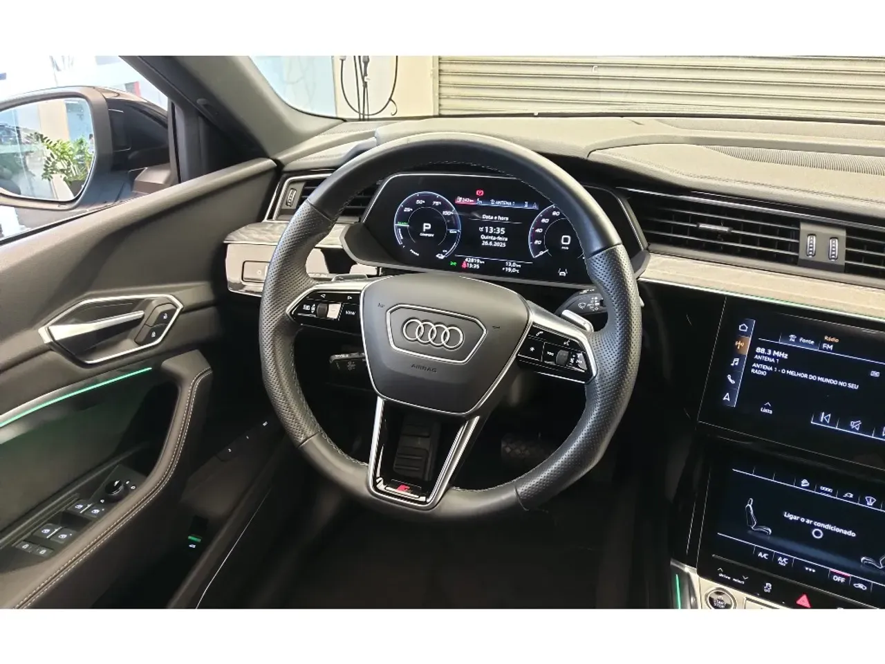 Audi E-tron Sportback - Imagem 12