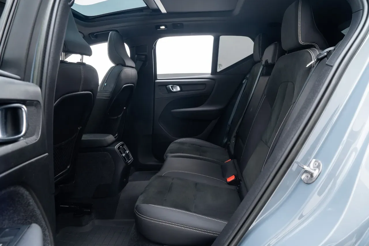 Volvo XC40 Recharge - Imagem 15