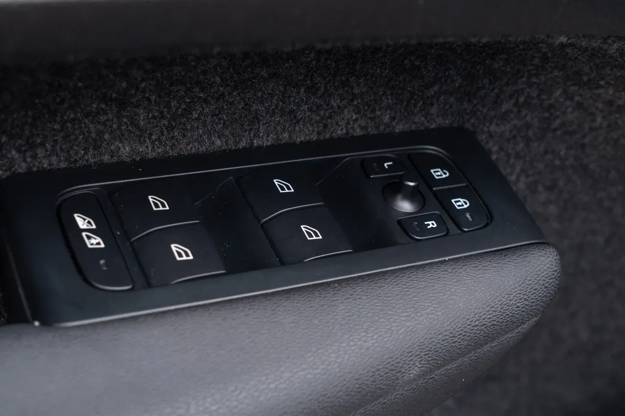 Volvo XC40 Recharge - Imagem 16