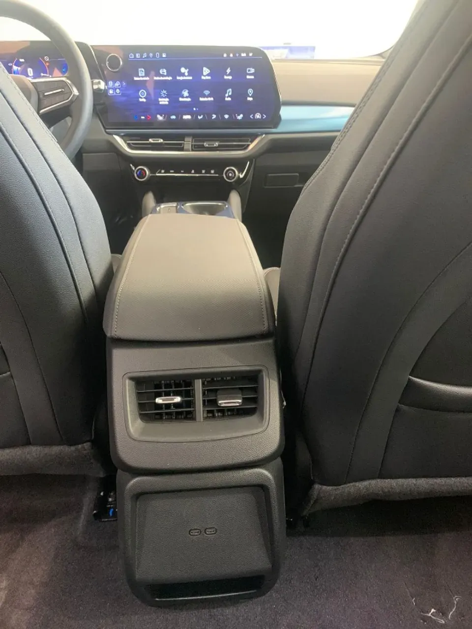 Chevrolet Equinox EV - Imagem 6