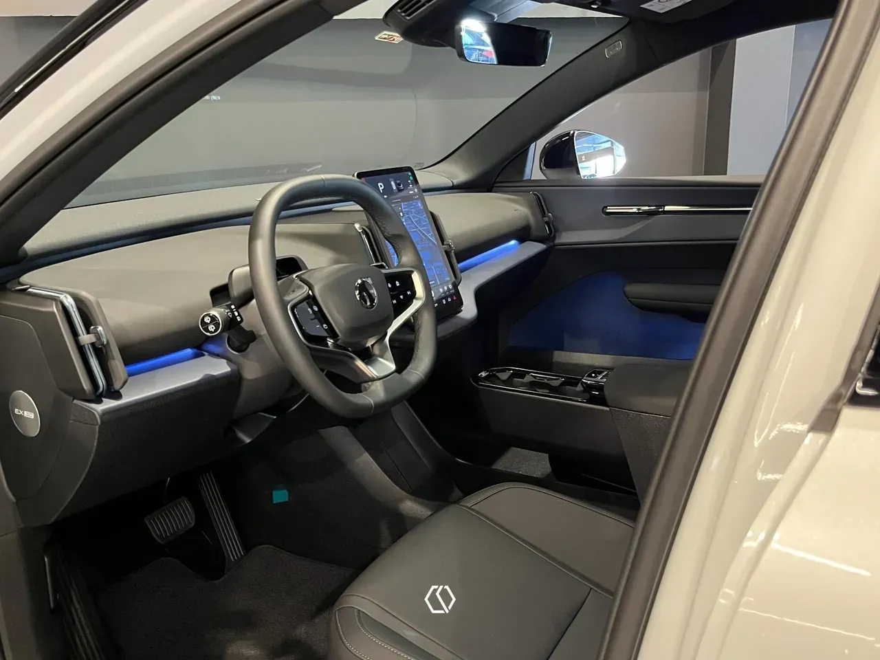 Volvo EX30 - Imagem 13