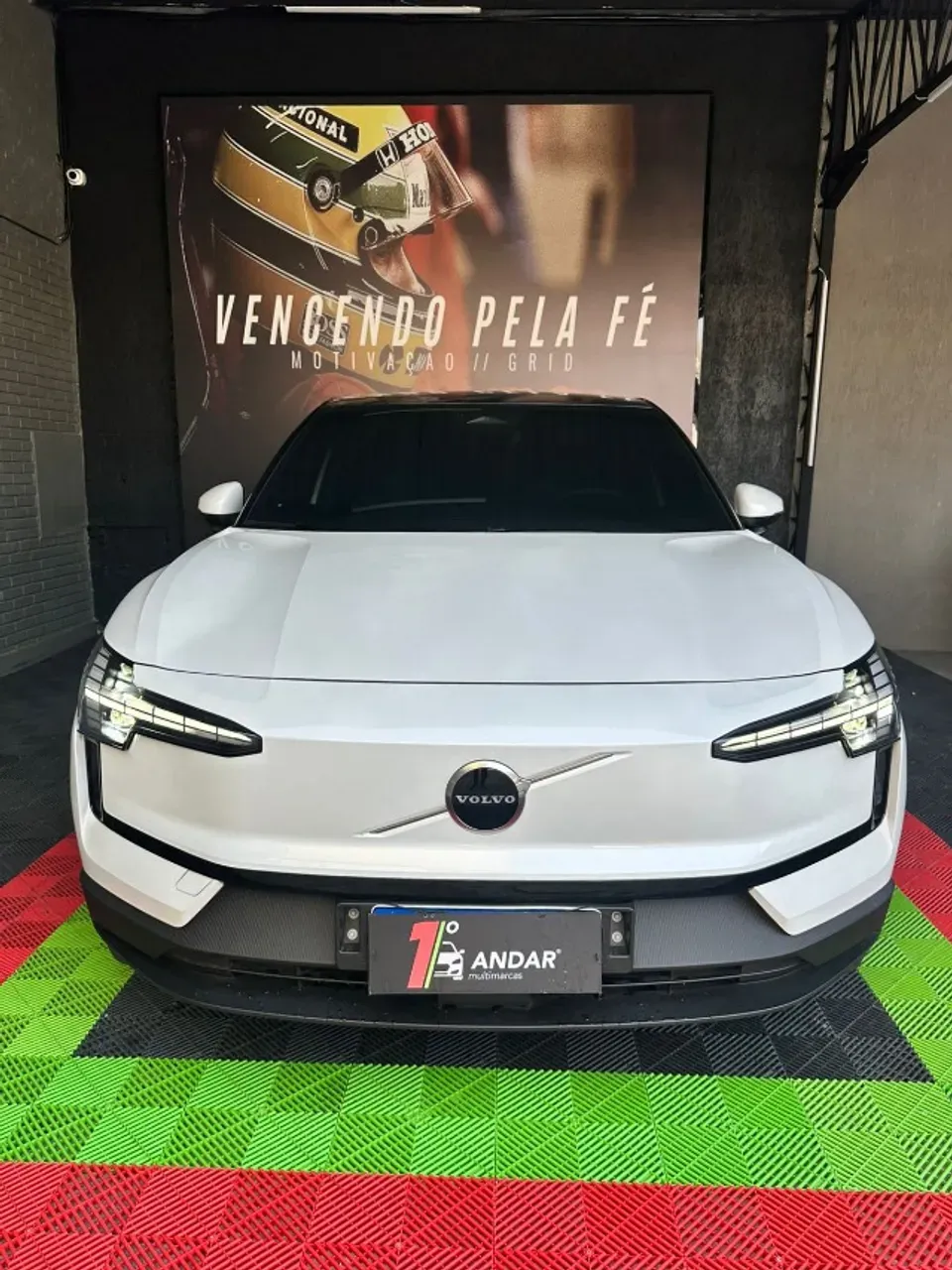 Volvo EX30 - Imagem 2