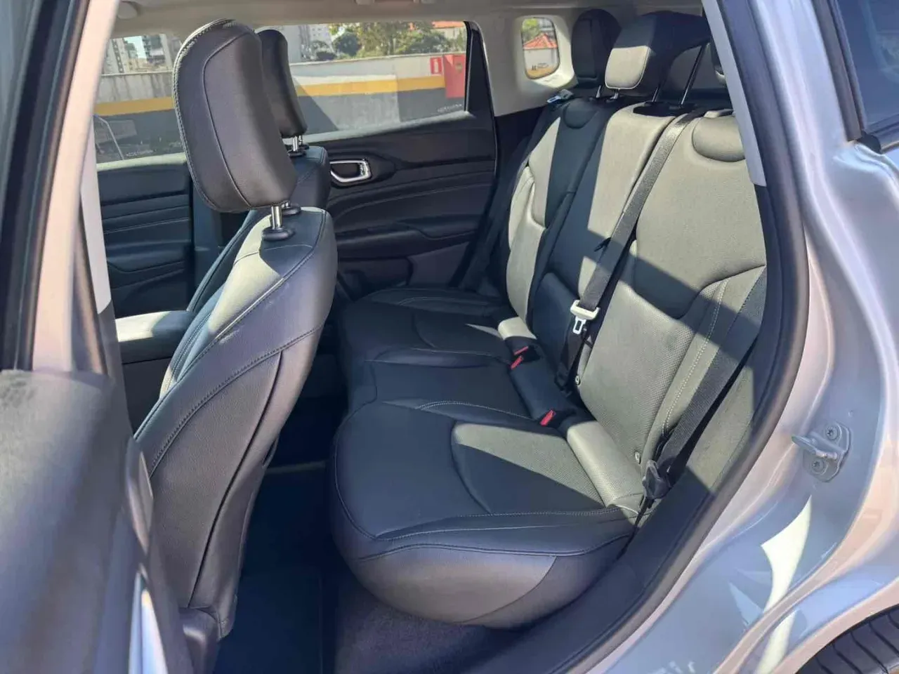 Jeep Compass 4xe Plug-in Hybrid - Imagem 11