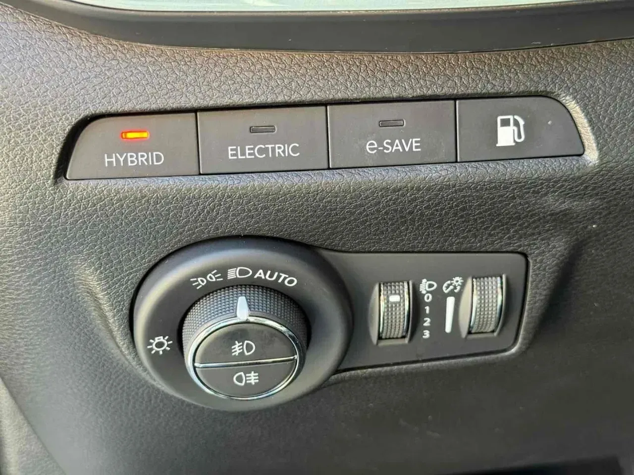 Jeep Compass 4xe Plug-in Hybrid - Imagem 17