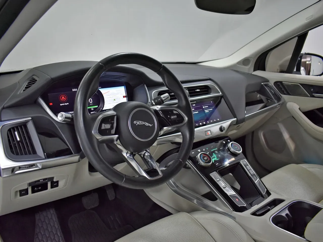 Jaguar I-pace - Imagem 6