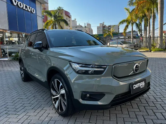 Volvo XC40 Recharge - Imagem 2