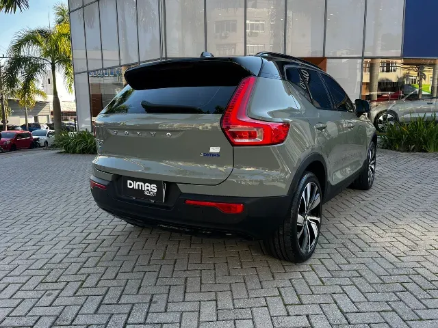 Volvo XC40 Recharge - Imagem 6