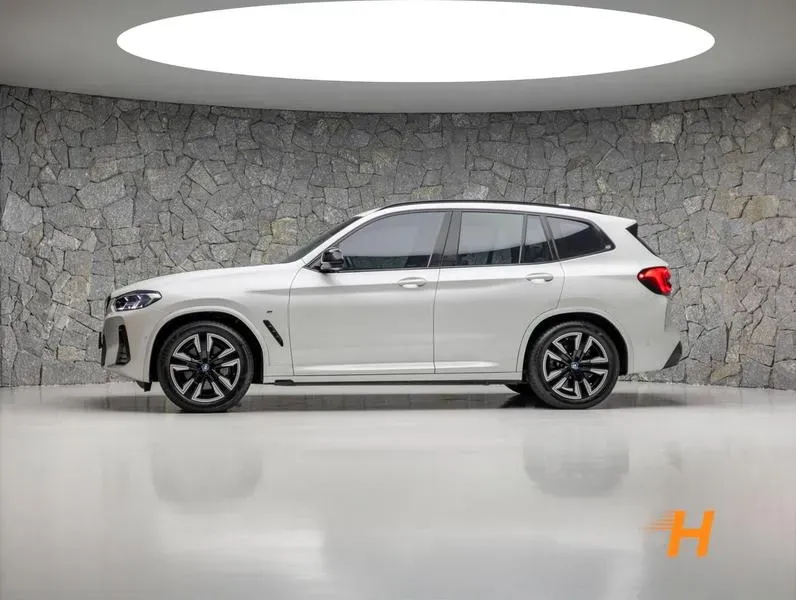 BMW IX3 - Imagem 3