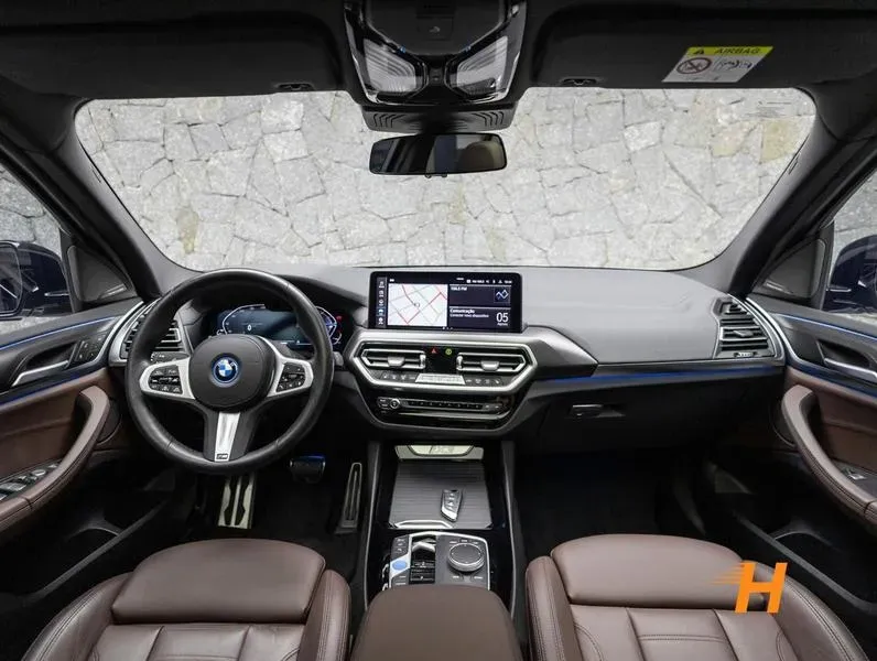 BMW IX3 - Imagem 7