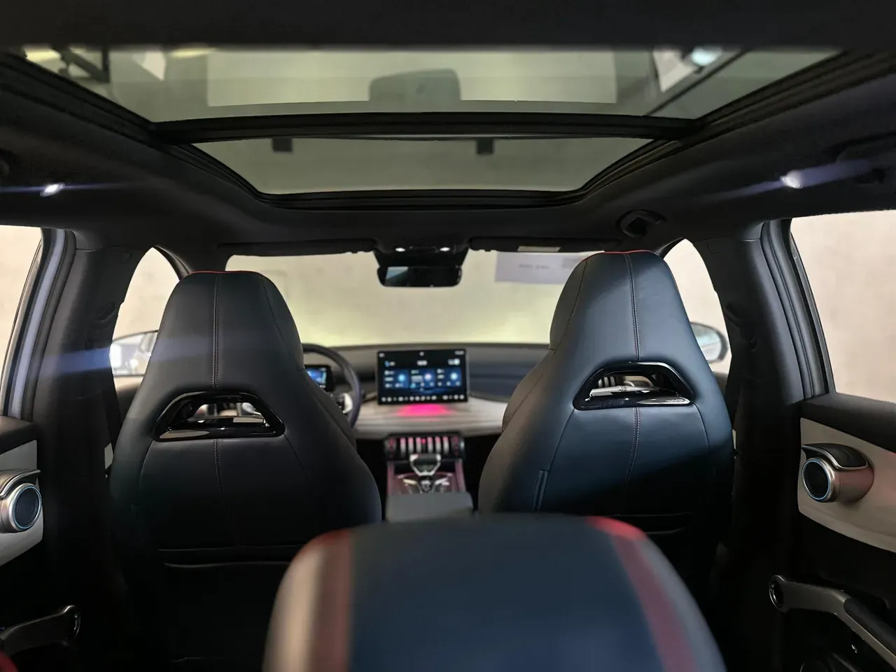 BYD Yuan Plus - Imagem 14