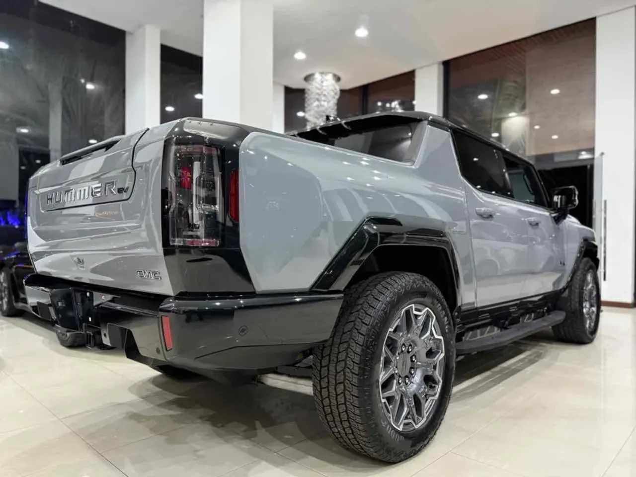 GMC Hummer EV Pickup - Imagem 6