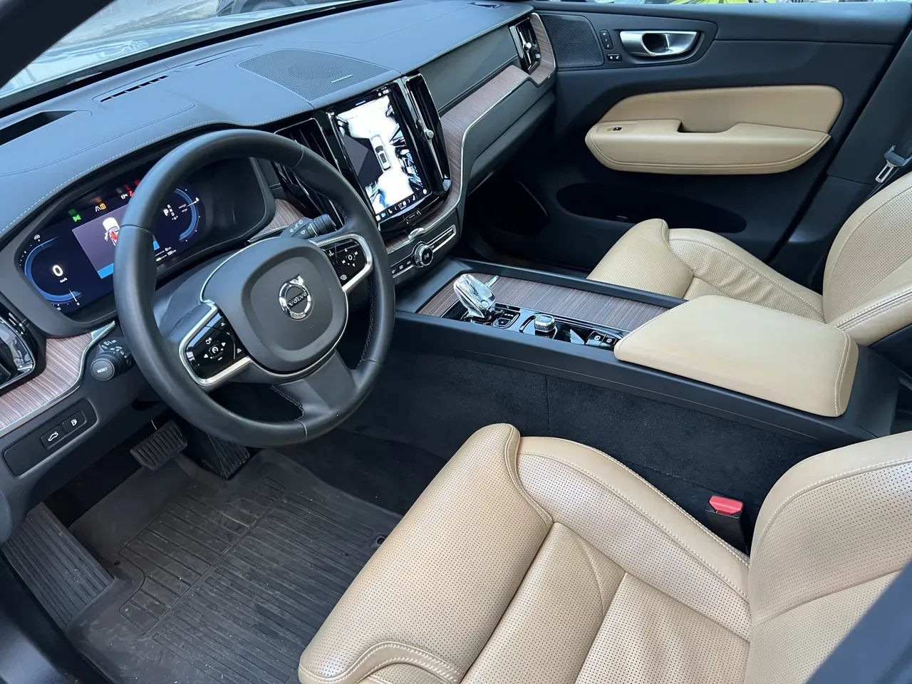 Volvo Xc60 Recharge Plug-in Hybrid - Imagem 8