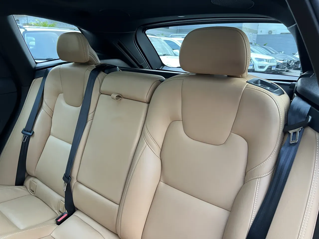 Volvo Xc60 Recharge Plug-in Hybrid - Imagem 11