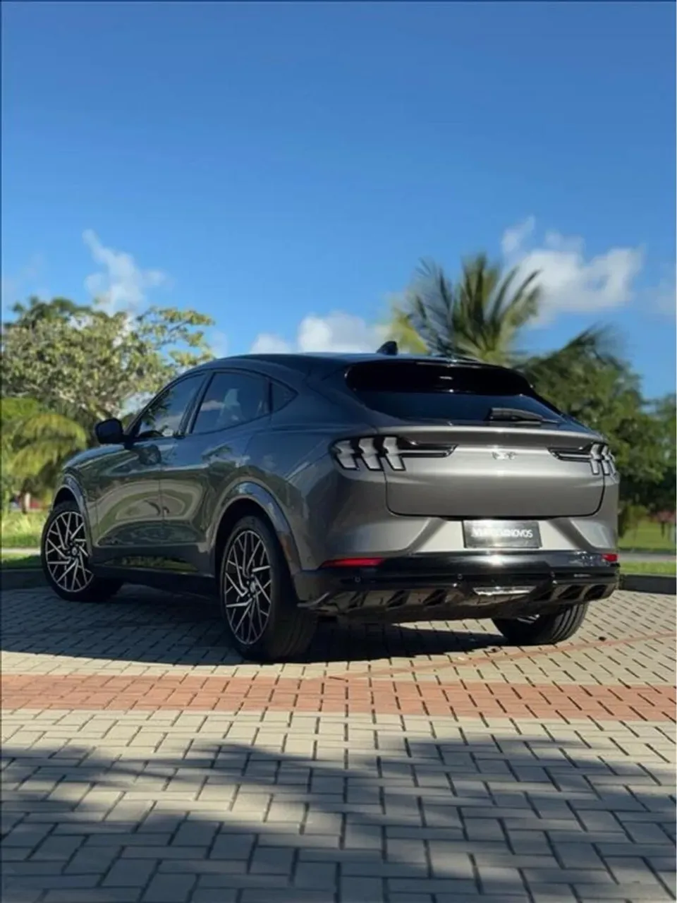 Ford Mustang Mach-e - Imagem 4