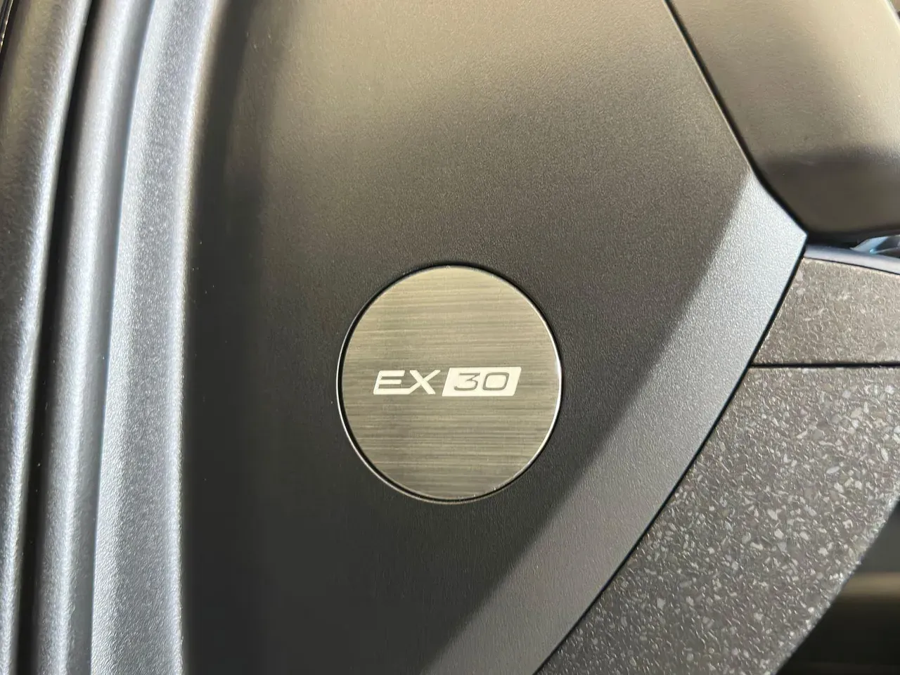 Volvo EX30 - Imagem 9