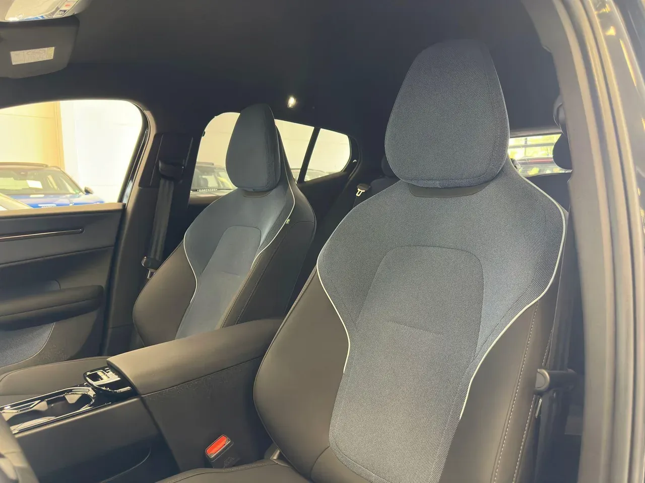 Volvo EX30 - Imagem 10