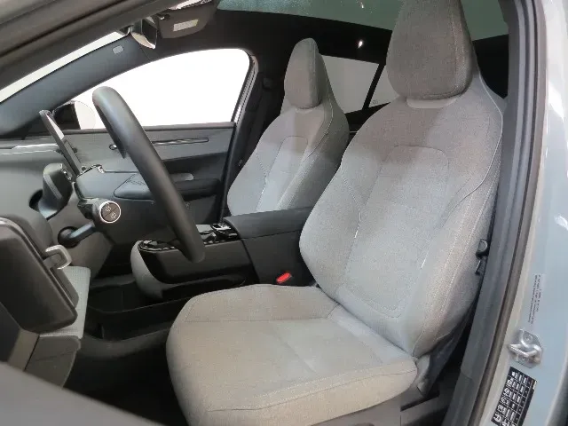 Volvo EX30 - Imagem 7