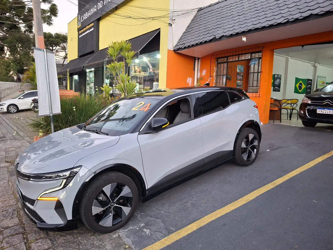 Renault Megane E-tech Electric - Imagem 10