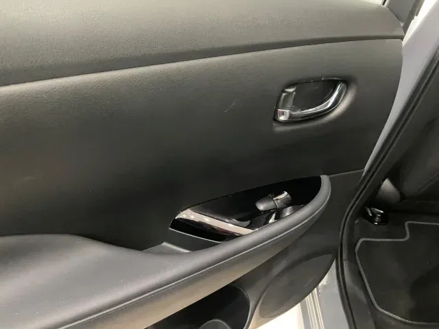 Nissan Leaf - Imagem 14