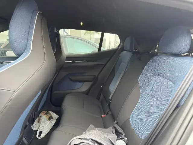 Volvo EX30 - Imagem 9