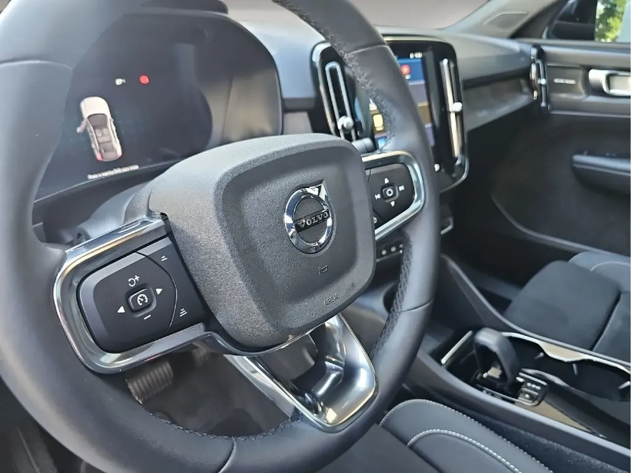 Volvo C40 Recharge - Imagem 10