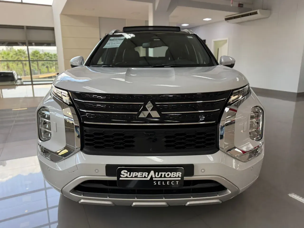 Mitsubishi Outlander Plug-in Hybrid - Imagem 2