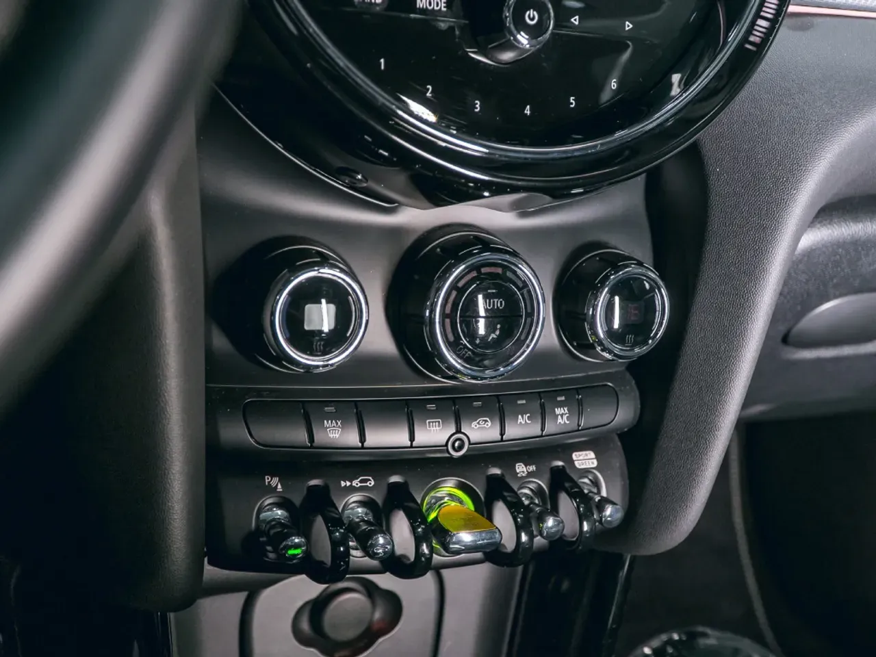 Mini CooperSE - Imagem 10