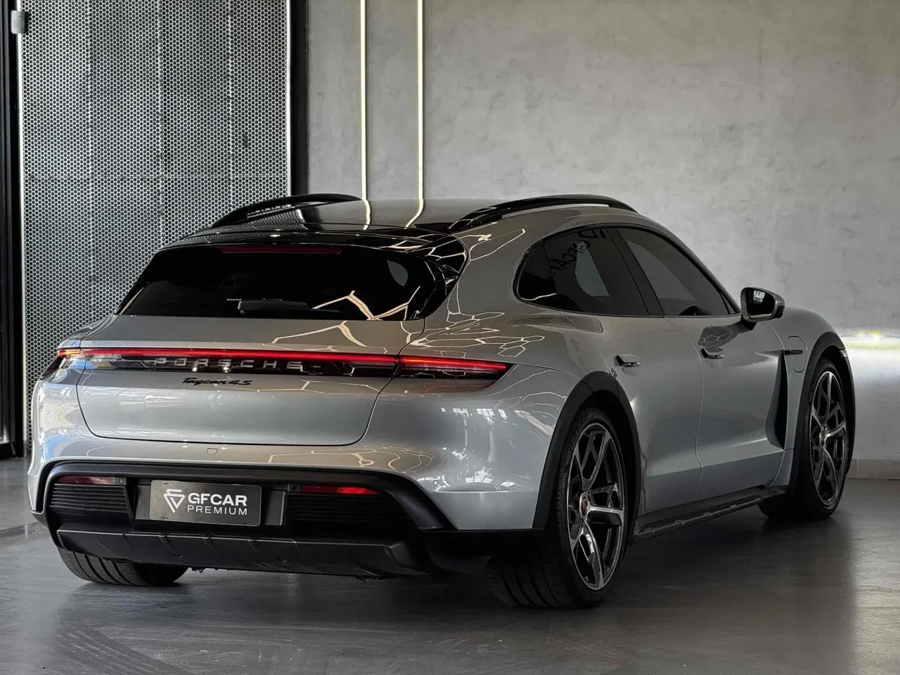 Porsche Taycan - Imagem 4