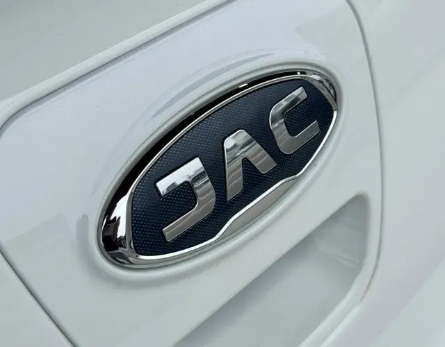 JAC Iev20 - Imagem 8