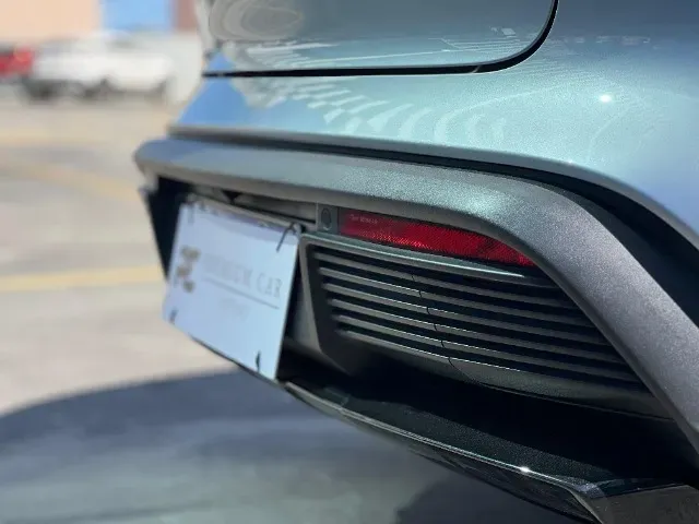 Porsche Taycan - Imagem 10