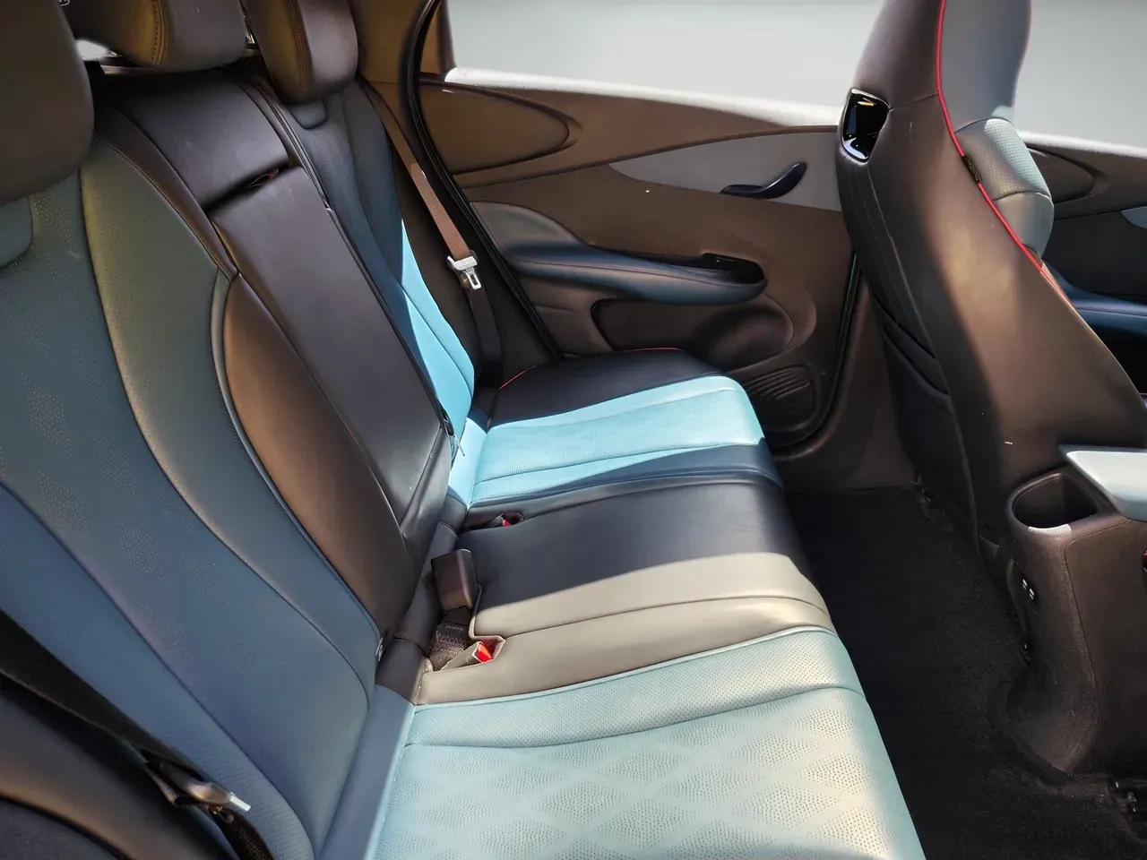 BYD Dolphin - Imagem 12