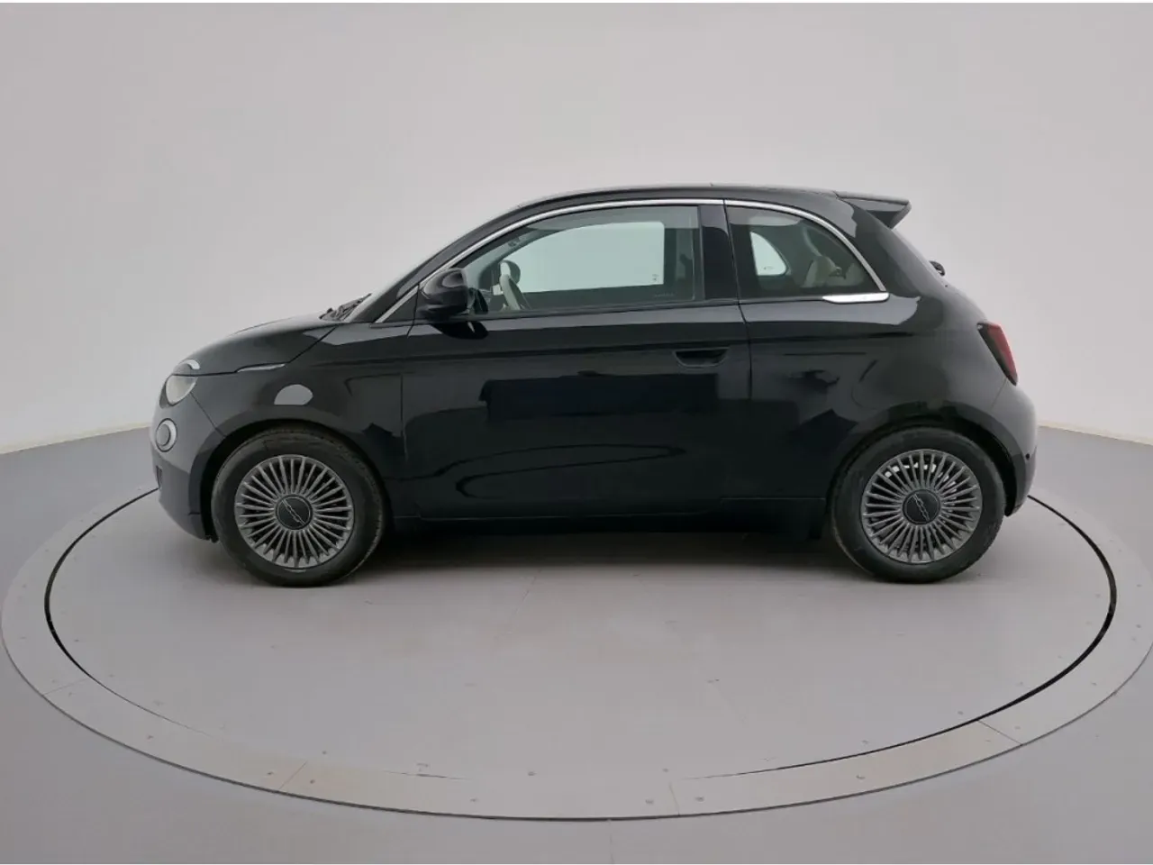 Fiat 500e - Imagem 2