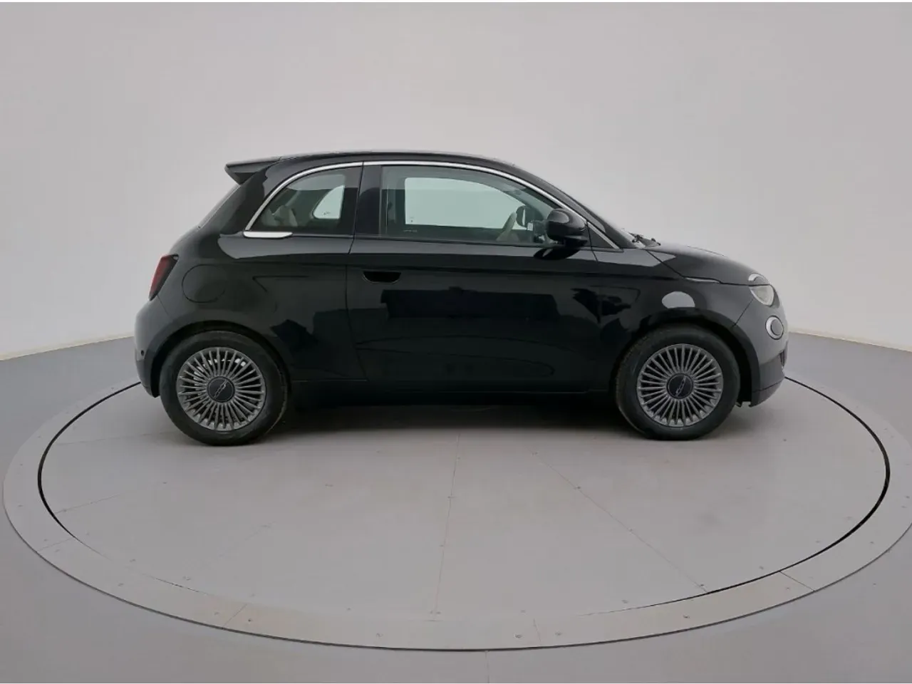 Fiat 500e - Imagem 6