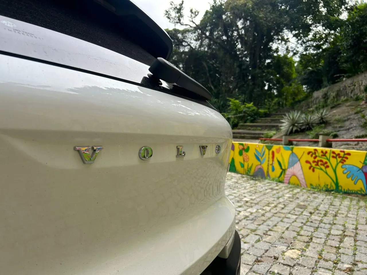 Volvo XC40 Recharge - Imagem 14